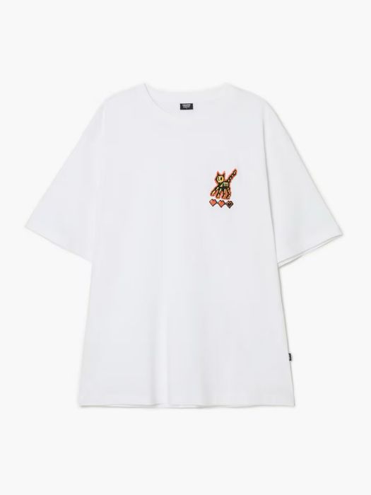 Футболка біла, оздоблена вишивкою 2XL