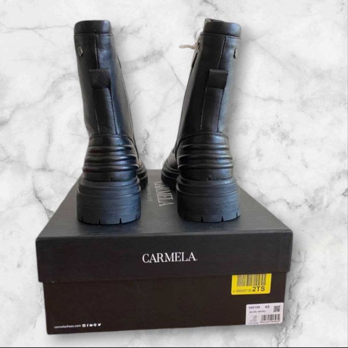 Eleganckie damskie botki skórzane Carmela, rozmiar 40, nowe