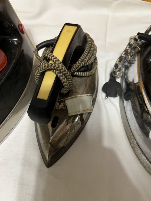 Продам утюги в робочому стані