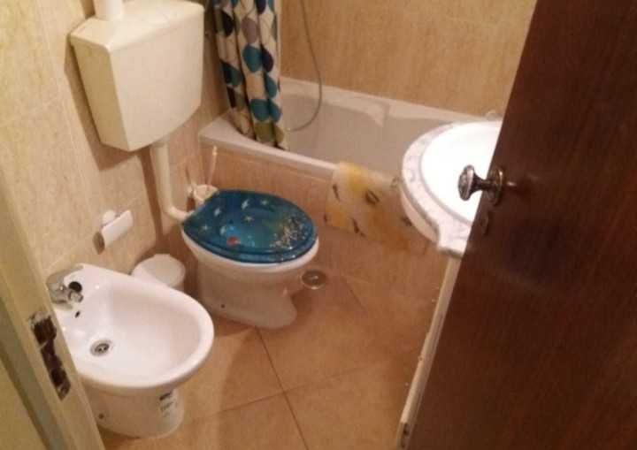 Alugo ao ano apartamento t1 em Quarteira