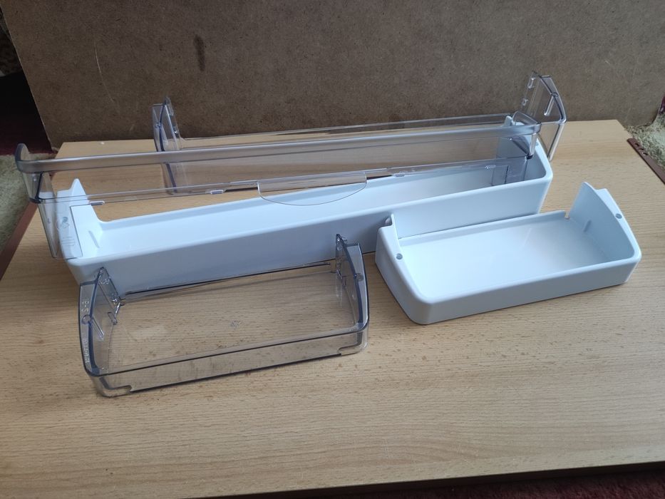 Панель -кришка ящика морозильної камери Атлант .