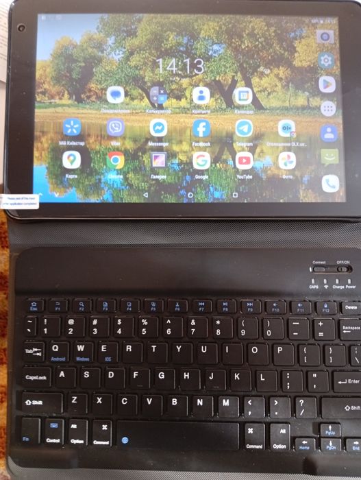 Продам планшет- нетбук.