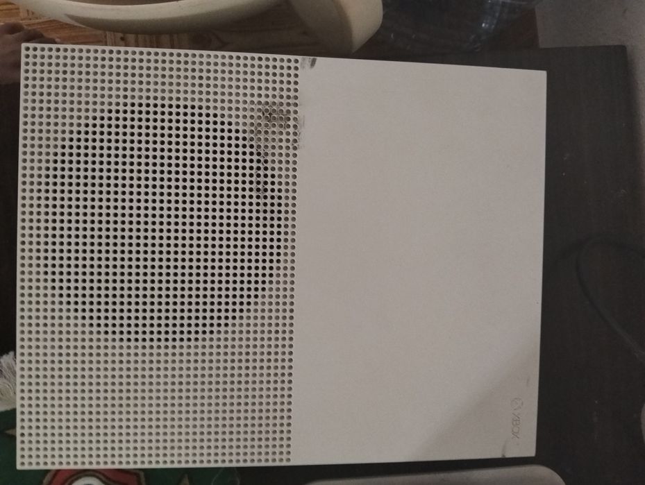 Xbox One S 600gb