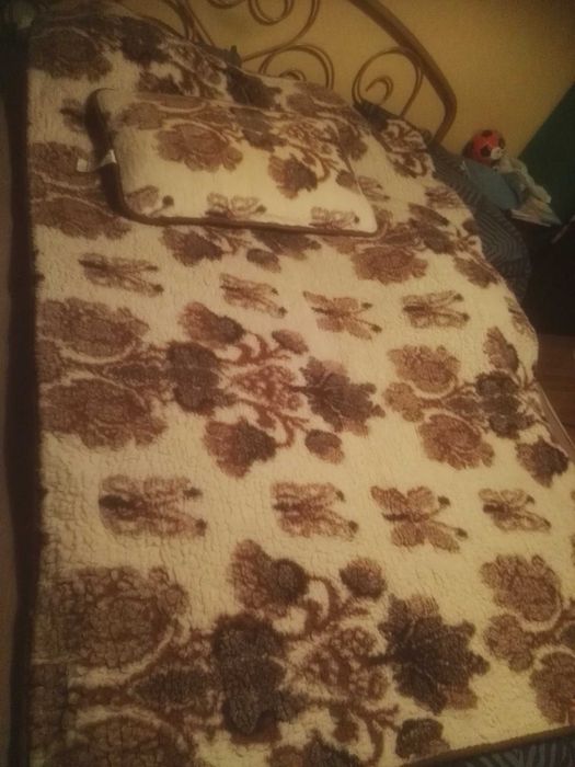 Kołdra z wielbłądziej wełny z poduszką