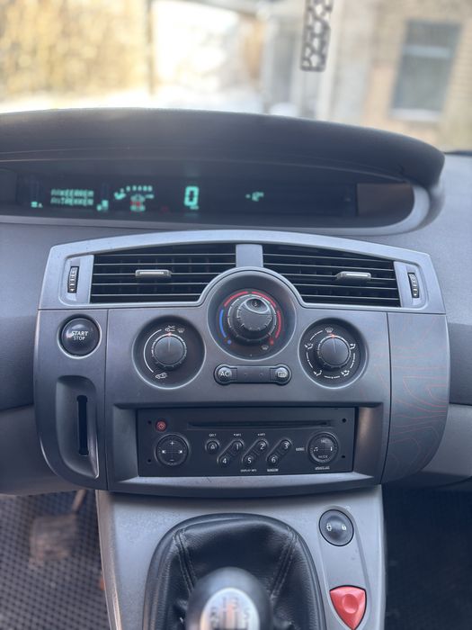 ПРОДАМ Renault Scenic