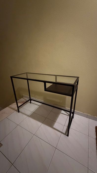 Secretária/Escrivaninha de ferro e vidro