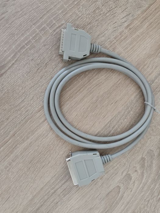 Kabel szeregowy 1,8 metra