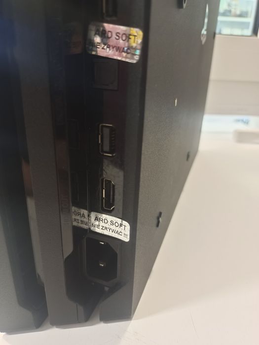 Konsola Sony Ps4 Pro 1tb +pad +okablowanie Komis Madej Sc