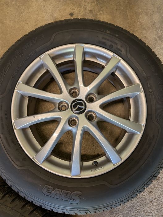 Komplet Alufelgi 17" Mazda z oponami