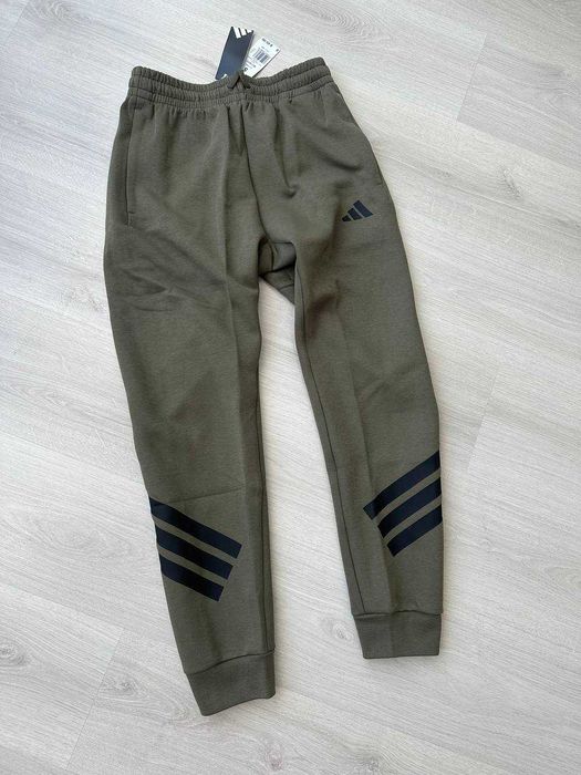 Чоловічі спортивні штани Adidas колір хаккі розмір S