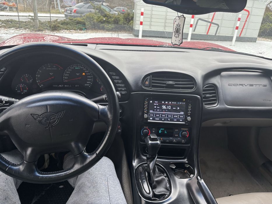 Corvette C5  2004r  5.7 355km zam