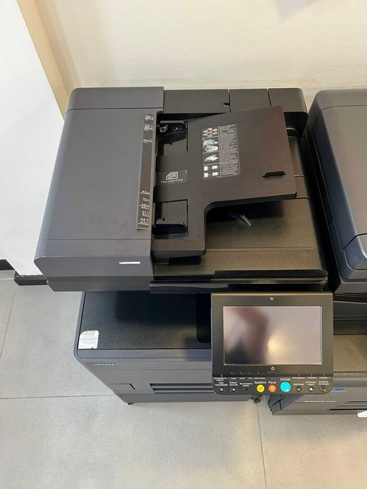 Impressora Kyocera TASKalfa 2552ci Multifunções Laser a Cores