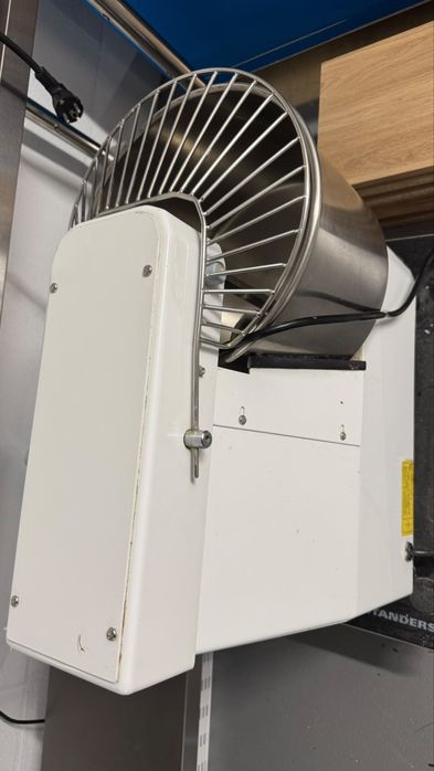 Amassadeira Espiral GGM Gastro 15L c/ Cuba fixa