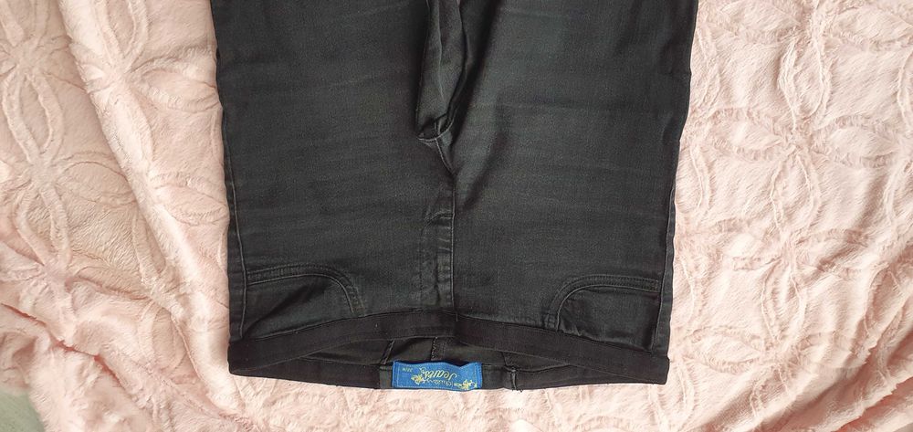 Damskie spodnie jegginsy jeansowe rozmiar 38