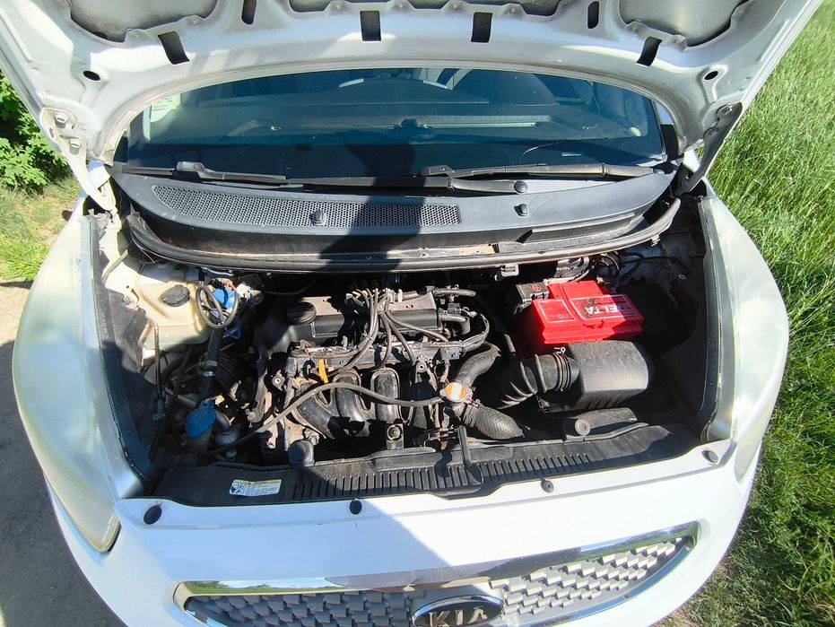 Kia Venga 2010 VIN TMAEG811AAJ034032 фото оголошення 5 з 20