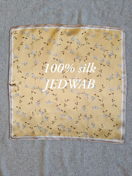 Jedwabna apaszka żółta masełkowa silk