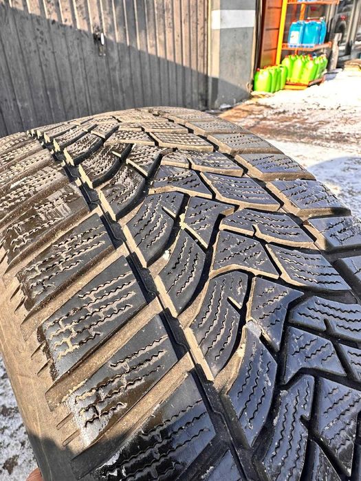 Koła aluminiowe Audi 7,5Jx17 ET 28 5x112 56,6mm opony 225/50/17 Dunlop