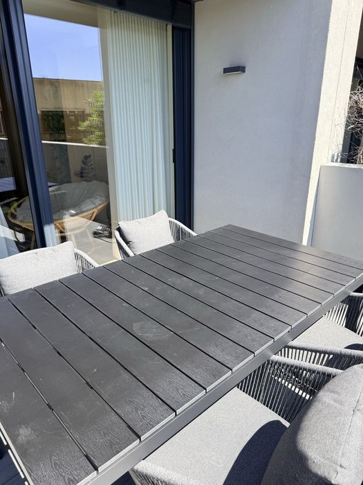 Conjunto de mesa e cadeiras exterior