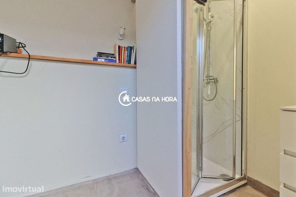 Moradia inserida em ilha | mobilada e equipada