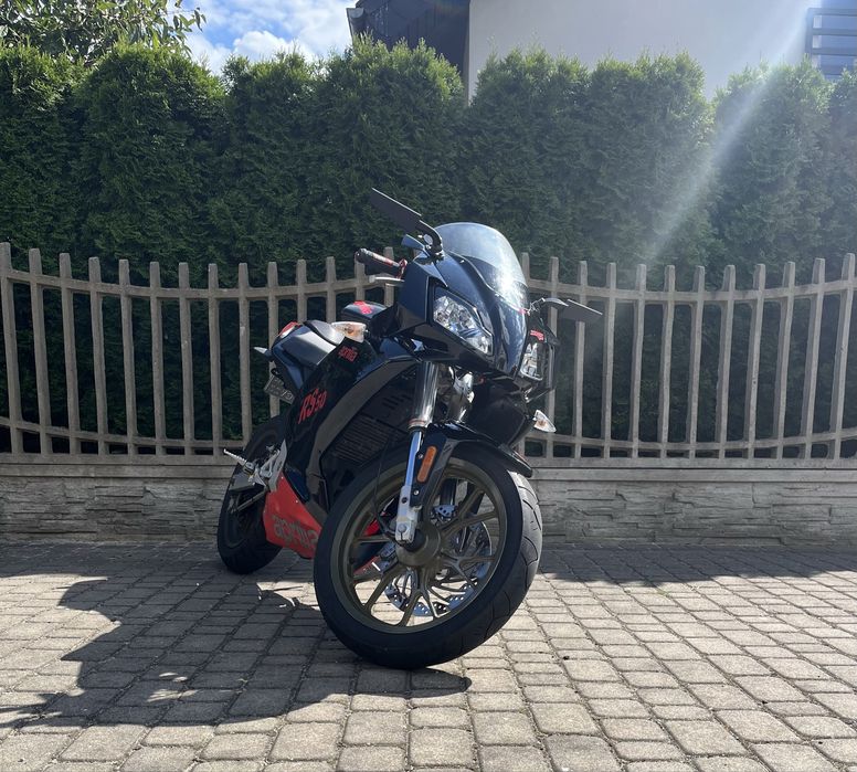 Aprilia rs 50 cena do nego.