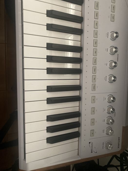 Arturia astrolab