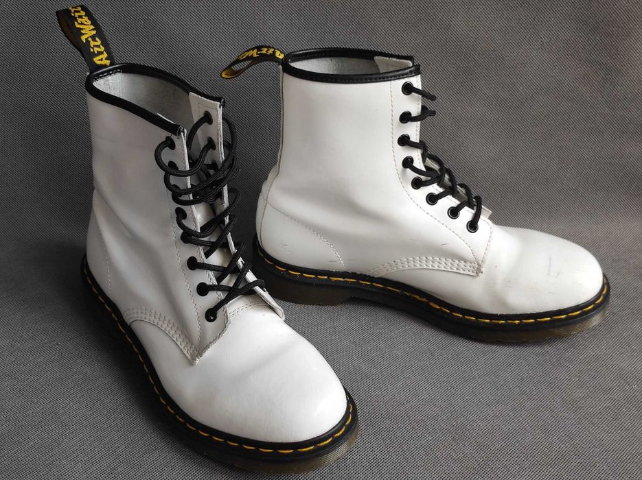 2- Dr. Martens - Lakierowane glany R. 42