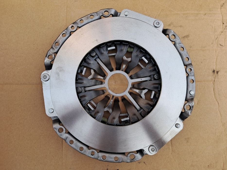 Комплект зчеплення LUK (624 3522 00) AUDI A4, A5, A6