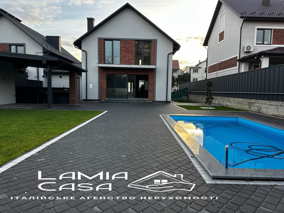 Продаж котеджу з басейном . Ближня роша