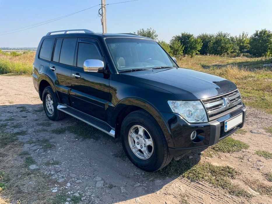 Mitsubishi Pajero Wagon 2007 VIN JMYLRV93W7J718130 фото оголошення 2 з 8