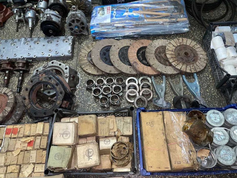 Запчастини двигуна Газ 52, Газ 51, Газ 69, Газ 20, Победа