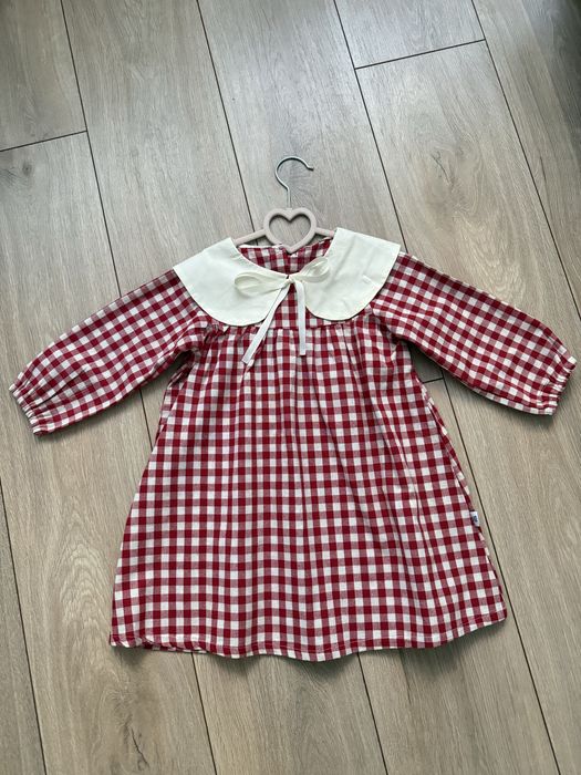 Сукня для дівчинки