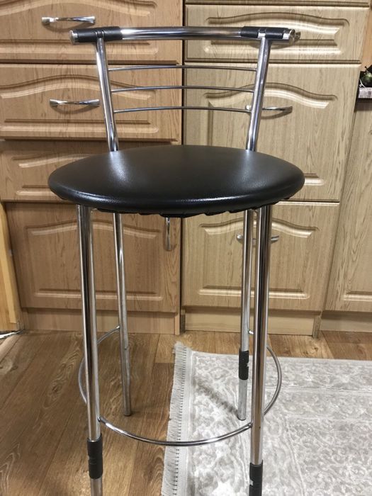 Стілець   барний