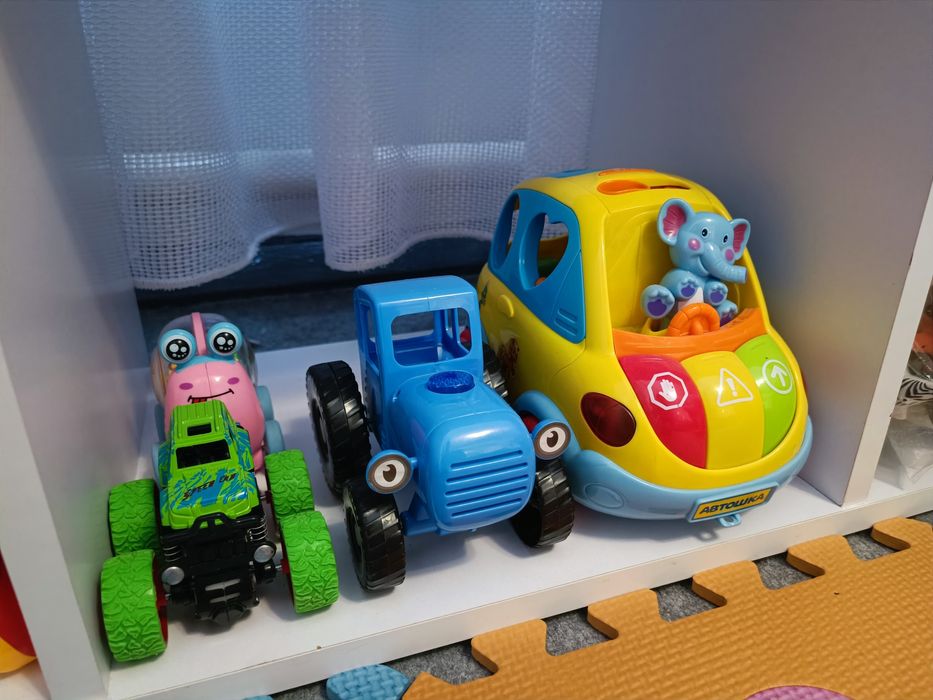 Продам розвиваючі іграшки