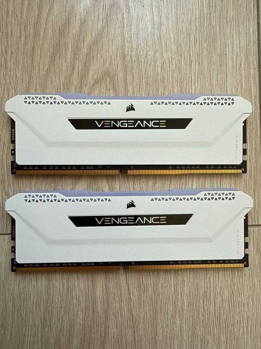 corsair vengeance rgb pro - купить компьютеры и комплектующие