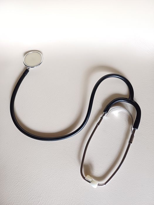 Estetoscópio antigo