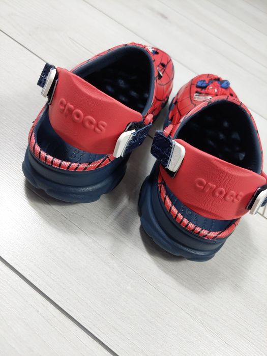 Crocs Spider-Man All Terrain Clog дитячі J2 (33-34)