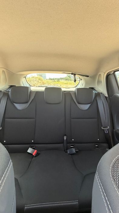 Renault Clio — fotografia 6