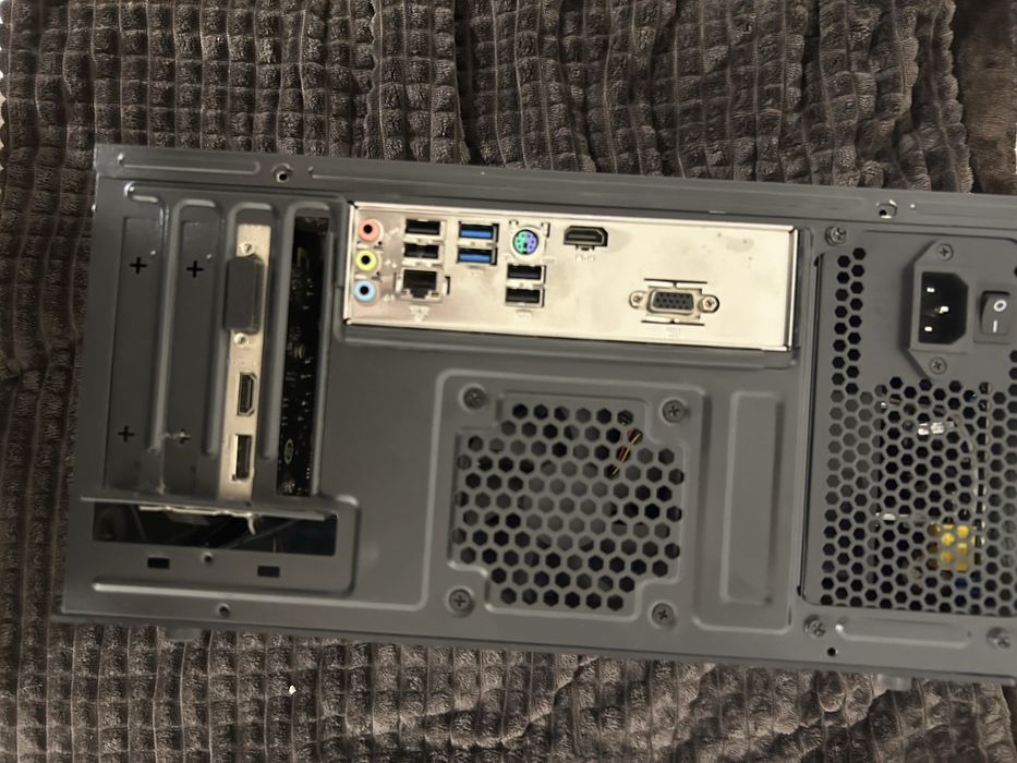 PC Gaming i5-10400F + GTX 1650 OC | 16GB DDR4 | 512GB SSD | W11 Pro