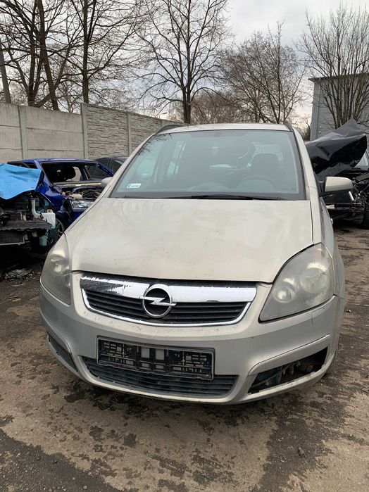Opel Zafira B 1,9 cdti Samochody na części! Z19DT, Z167