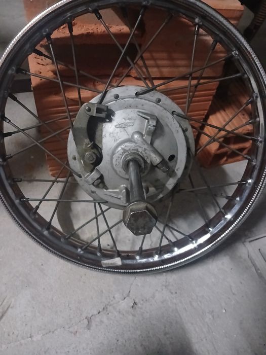 Roda 14 casal boss