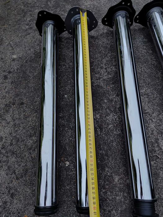 Zestaw czterech metalowych nóg meblowych do blatów mebli