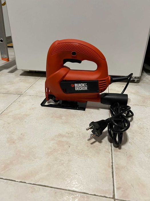 Serra vertical (Tico tico) Black & Decker