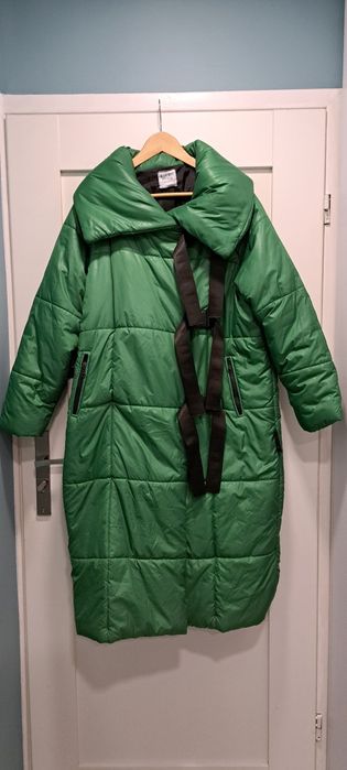 Miss City official płaszcz puchowy długi rozmiar uniwersalny