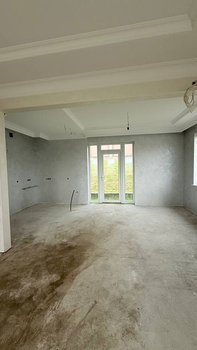 Будинок в с.Коровія, р-н Кварц ділянка 9 сотих