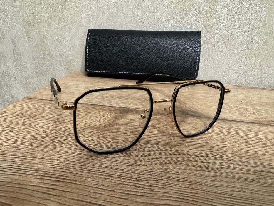 Окуляри для комп'ютера квадратні золотисто-чорні