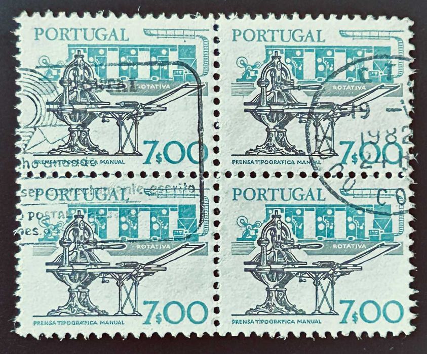 Quadra de selos usados de 7$00 - Instrumentos de trabalho - 1978