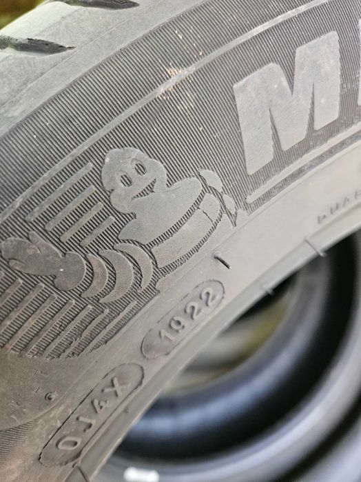 Michelin Primacy 215 55 R17 4 szt. Letnie
