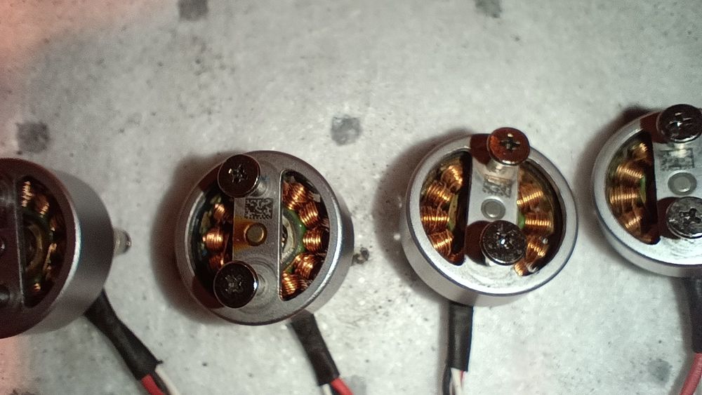 Silniki drona DJI mini 2