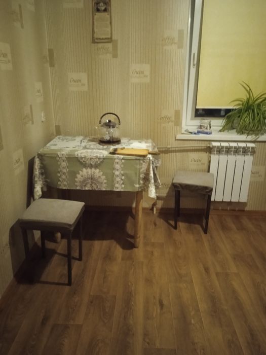 Здам 2 кімнатну квартиру подобово