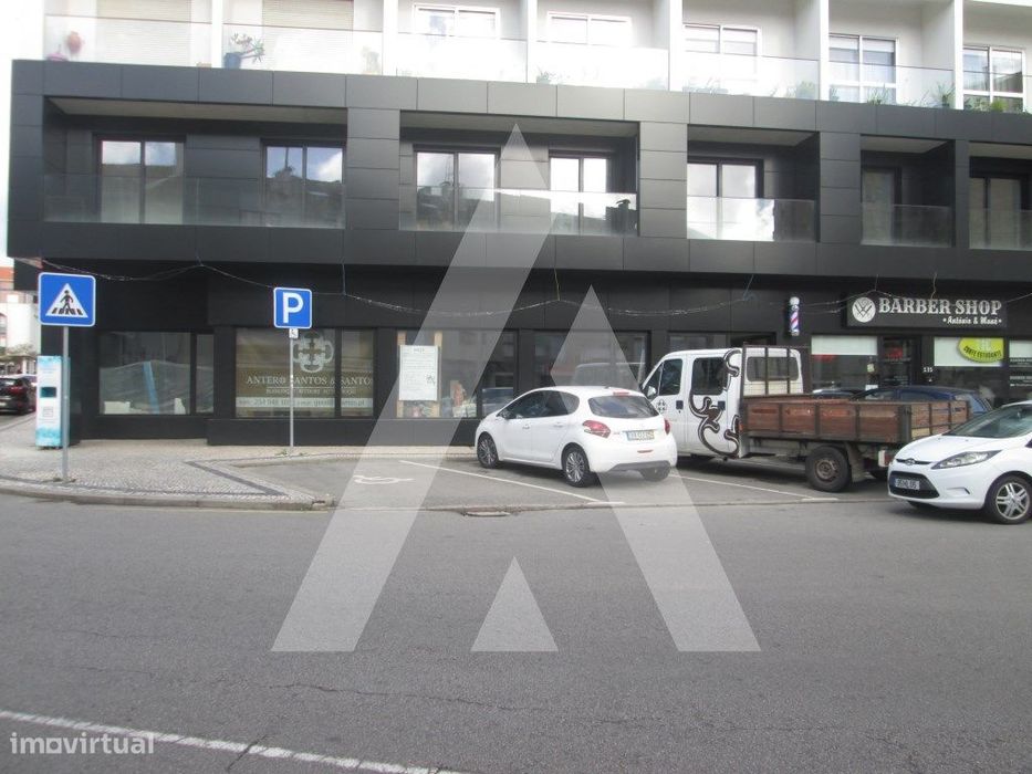 Loja licenciada para comércio e serviços, faz gaveto o que aumenta ...